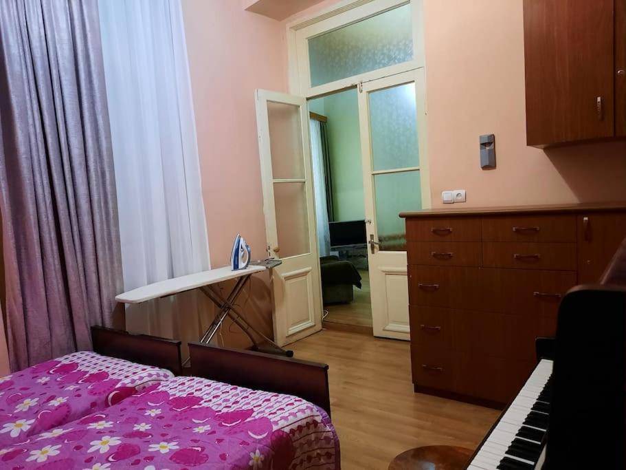 Nataly Apartament-Old Tbilisi Center Eksteriør bilde